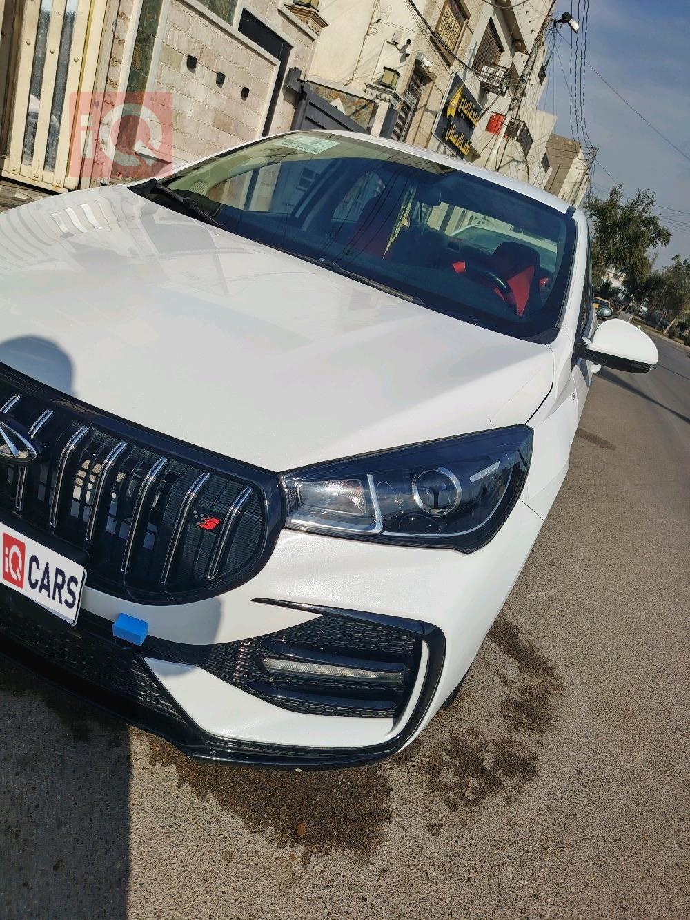 شيري أريزو 5